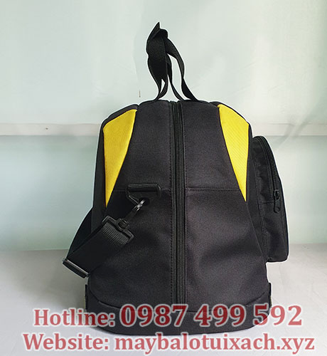 mat canh tui dung mu bao hiem